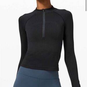 Lululemon black Swiftly Tech 1/2 zip size 6